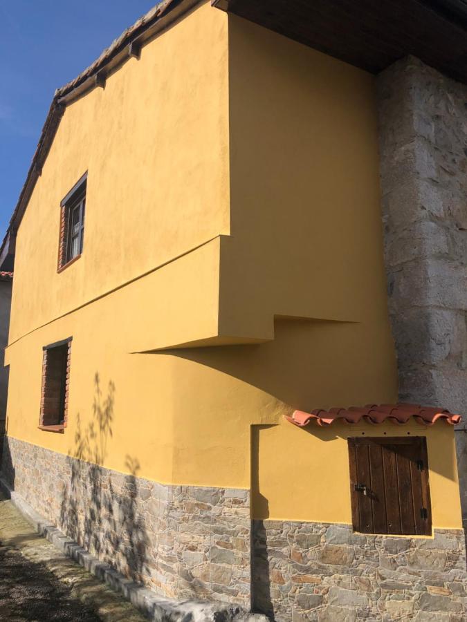 Vivienda Vacacional El Navariegu 1 Villanueva de Pria 外观 照片